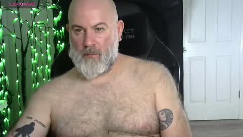 Snapshot of xjohnniex77 chatting on 02-26-26, 02:43 MrSlowBurn77 online show from 02-26-26, 02:43