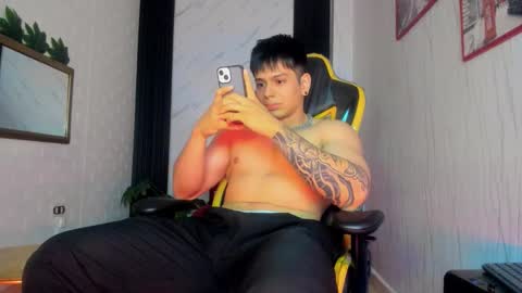      online show from 10-08-25, 12:14