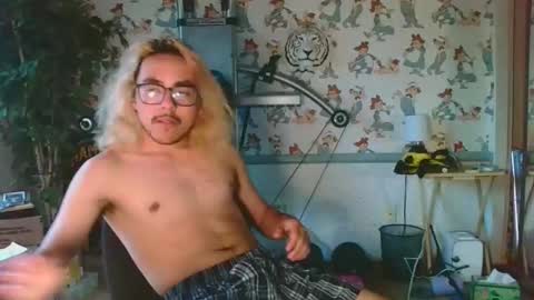 Xkong36 online show from 03-30-26, 01:28