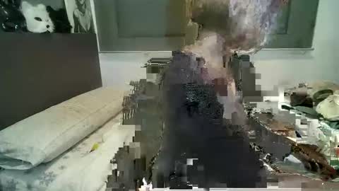 Wendy online show from 03-08-25, 04:06