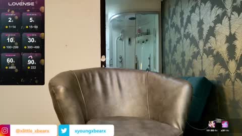 Snapshot of xlittle_xbearx chatting on 12-05-24, 07:05 Kev online show from 12-05-24, 07:05