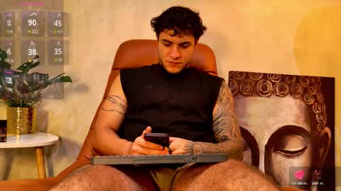 Snapshot of xlittle_xbearx chatting on 09-15-25, 12:43 Kev online show from 09-15-25, 12:43