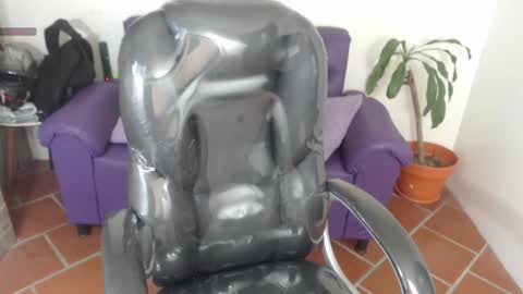 Snapshot of xlunna chatting on 12-03-24, 06:49 lunna online show from 12-03-24, 06:49