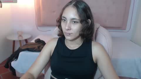 Snapshot of xlunna chatting on 03-12-25, 08:41 lunna online show from 03-12-25, 08:41