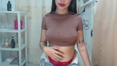 Maxie online show from 04-25-26, 06:38