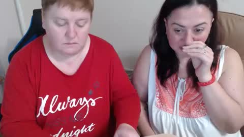 Snapshot of xmollyjanex chatting on 11-24-25, 05:56 XMollyJaneX online show from 11-24-25, 05:56