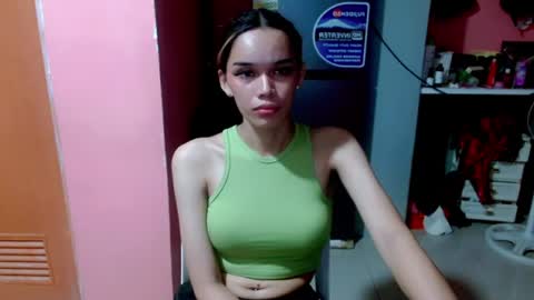 Snapshot of xmonaco88 chatting on 06-21-26, 02:30 monaco online show from 06-21-26, 02:30