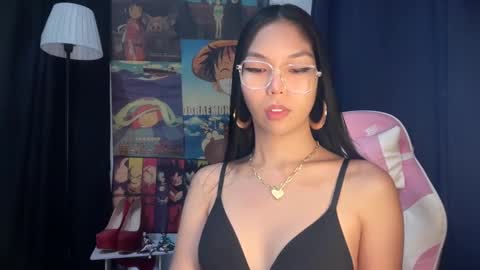 Snapshot of xmonica_cummerx chatting on 02-04-25, 07:29 Sweet Monica online show from 02-04-25, 07:29