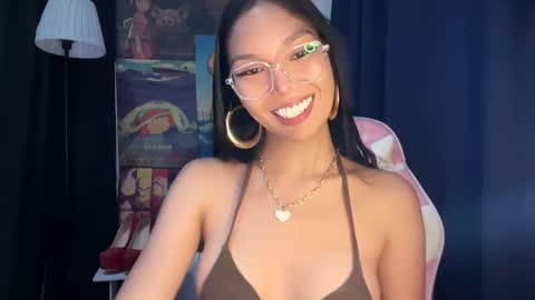 Snapshot of xmonica_cummerx chatting on 02-11-25, 08:26 Sweet Monica online show from 02-11-25, 08:26