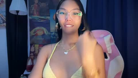 Snapshot of xmonica_cummerx chatting on 03-03-25, 08:27 Sweet Monica online show from 03-03-25, 08:27