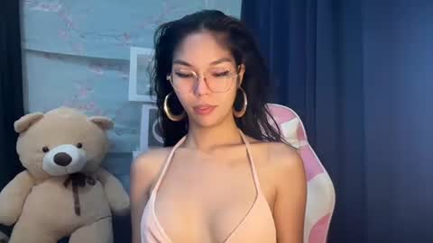 Snapshot of xmonica_cummerx chatting on 09-30-25, 08:30 Sweet Monica online show from 09-30-25, 08:30
