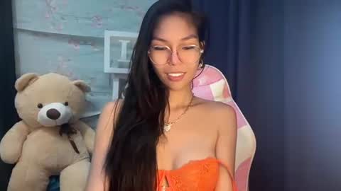 Snapshot of xmonica_cummerx chatting on 10-15-25, 09:42 Sweet Monica online show from 10-15-25, 09:42