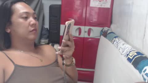 xnewcummachinex online show from 06-18-26, 06:24