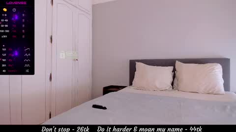 Snapshot of xninajohnx chatting on 02-28-25, 11:47 Nina  John  online show from 02-28-25, 11:47