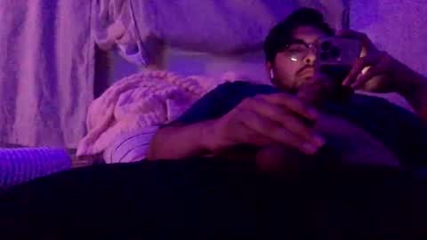 Snapshot of xob3n chatting on 12-04-24, 09:29 Alejandro FullMoon online show from 12-04-24, 09:29