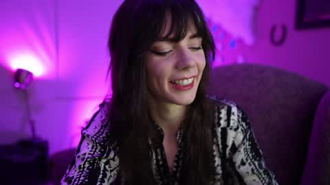 Bella Bondai online show from 01-29-25, 01:05