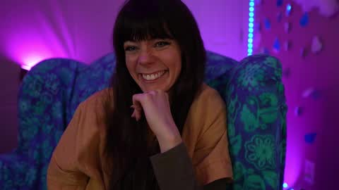 Bella Bondai online show from 03-04-25, 03:44