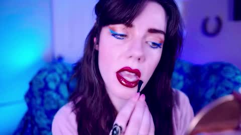 Bella Bondai online show from 11-21-25, 05:06