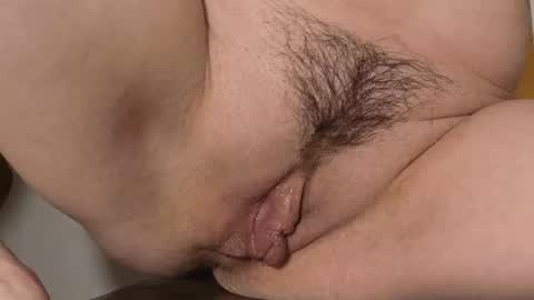 Snapshot of xollan chatting on 10-05-25, 12:03 Lost in Lust online show from 10-05-25, 12:03