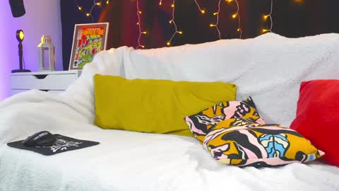 XoRylan online show from 01-23-25, 08:02