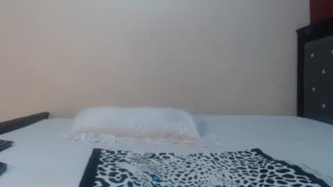 Xoe online show from 03-16-26, 04:51