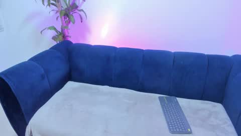 xoxo_angel online show from 11-24-25, 10:53