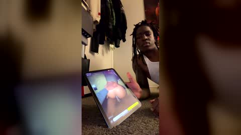 Snapshot of xoxoafterdark chatting on 01-06-26, 05:22 xoxoafterdark online show from 01-06-26, 05:22