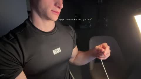 xoxxaxo online show from 08-01-26, 10:30
