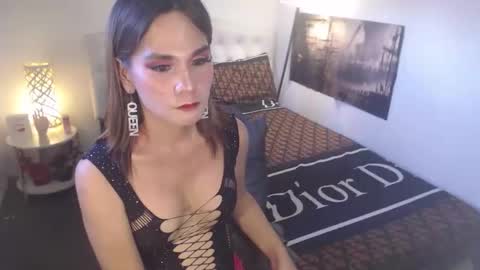 Snapshot of xqueenyasiandomcumx chatting on 09-25-25, 01:20 address me as QUEEN NINA A Little Bit of ANGELIC FACE with a Wild Demonic Side online show from 09-25-25, 01:20