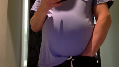 Snapshot of xrdrcrx chatting on 03-06-25, 05:22 xrdrcrx online show from 03-06-25, 05:22