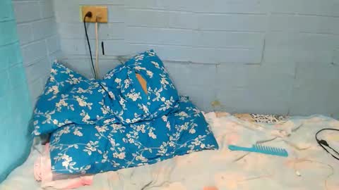 Snapshot of xsavagemistressx chatting on 02-18-25, 10:03 Ask Me Baby  online show from 02-18-25, 10:03