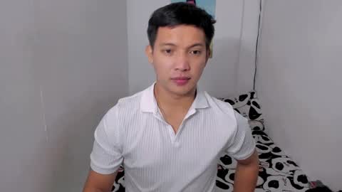 Snapshot of xsebastian19 chatting on 12-16-24, 04:38 xsebastian19 online show from 12-16-24, 04:38