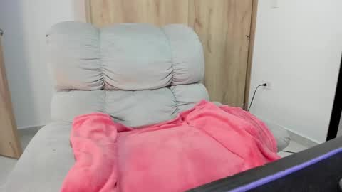 Snapshot of xspecialroomx chatting on 04-29-26, 01:37 Hellen Sofia instagram hellen5546 online show from 04-29-26, 01:37