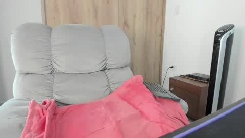 Snapshot of xspecialroomx chatting on 05-06-26, 06:57 Hellen Sofia instagram hellen5546 online show from 05-06-26, 06:57