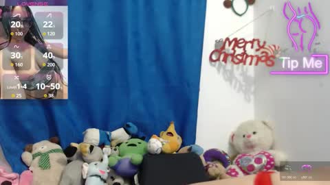 Snapshot of xterra_ chatting on 12-21-25, 08:10 Terra online show from 12-21-25, 08:10