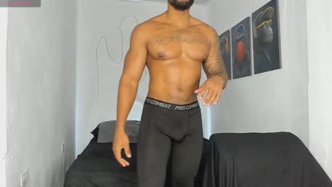 Snapshot of xtipp3r chatting on 11-07-25, 12:49 Stipp3r online show from 11-07-25, 12:49