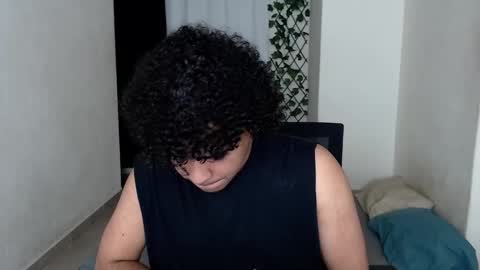 Snapshot of xtranherr chatting on 01-06-25, 01:42 xtranherr online show from 01-06-25, 01:42