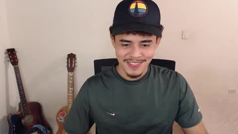 Snapshot of xtranherr chatting on 10-20-25, 04:24 xtranherr online show from 10-20-25, 04:24