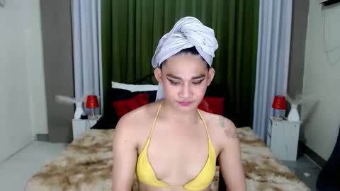 xtspetitehugecock online show from 04-11-26, 05:01