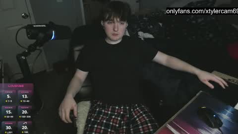xtylercam69 online show from 02-18-26, 03:24