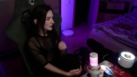 Alice online show from 01-07-26, 05:04