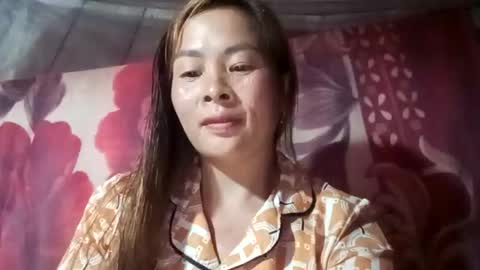 Snapshot of xuxulove00 chatting on 09-15-25, 11:32 xuxulove00 online show from 09-15-25, 11:32