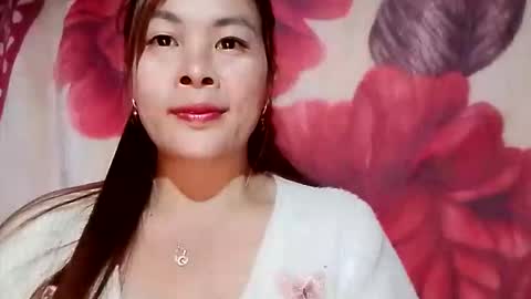 Snapshot of xuxulove00 chatting on 12-04-25, 01:48 xuxulove00 online show from 12-04-25, 01:48