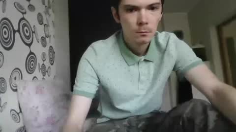 Snapshot of xvenon9898x chatting on 10-22-25, 10:48 xvenon9898x online show from 10-22-25, 10:48