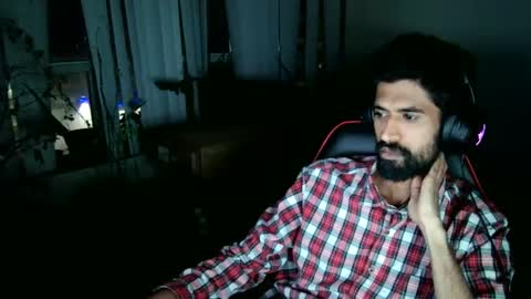 Snapshot of xwuvzyew chatting on 12-14-24, 06:02 x online show from 12-14-24, 06:02