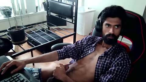 Snapshot of xwuvzyew chatting on 12-27-24, 06:42 x online show from 12-27-24, 06:42