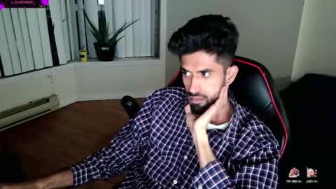 Snapshot of xwuvzyew chatting on 01-22-25, 05:05 x online show from 01-22-25, 05:05