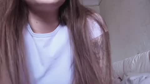 Snapshot of xx_courtneyy_xx chatting on 07-16-26, 07:47 xx_courtneyy_xx online show from 07-16-26, 07:47