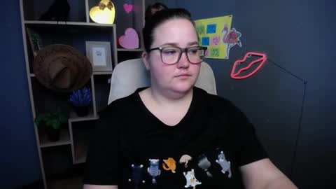 Snapshot of xx_daniella_xx chatting on 05-16-26, 06:54 xx daniella xx online show from 05-16-26, 06:54