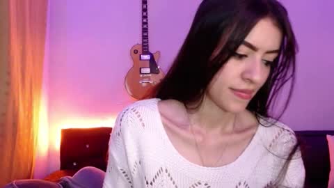 Snapshot of xx_johnson_xx chatting on 09-14-25, 08:46 VALE online show from 09-14-25, 08:46